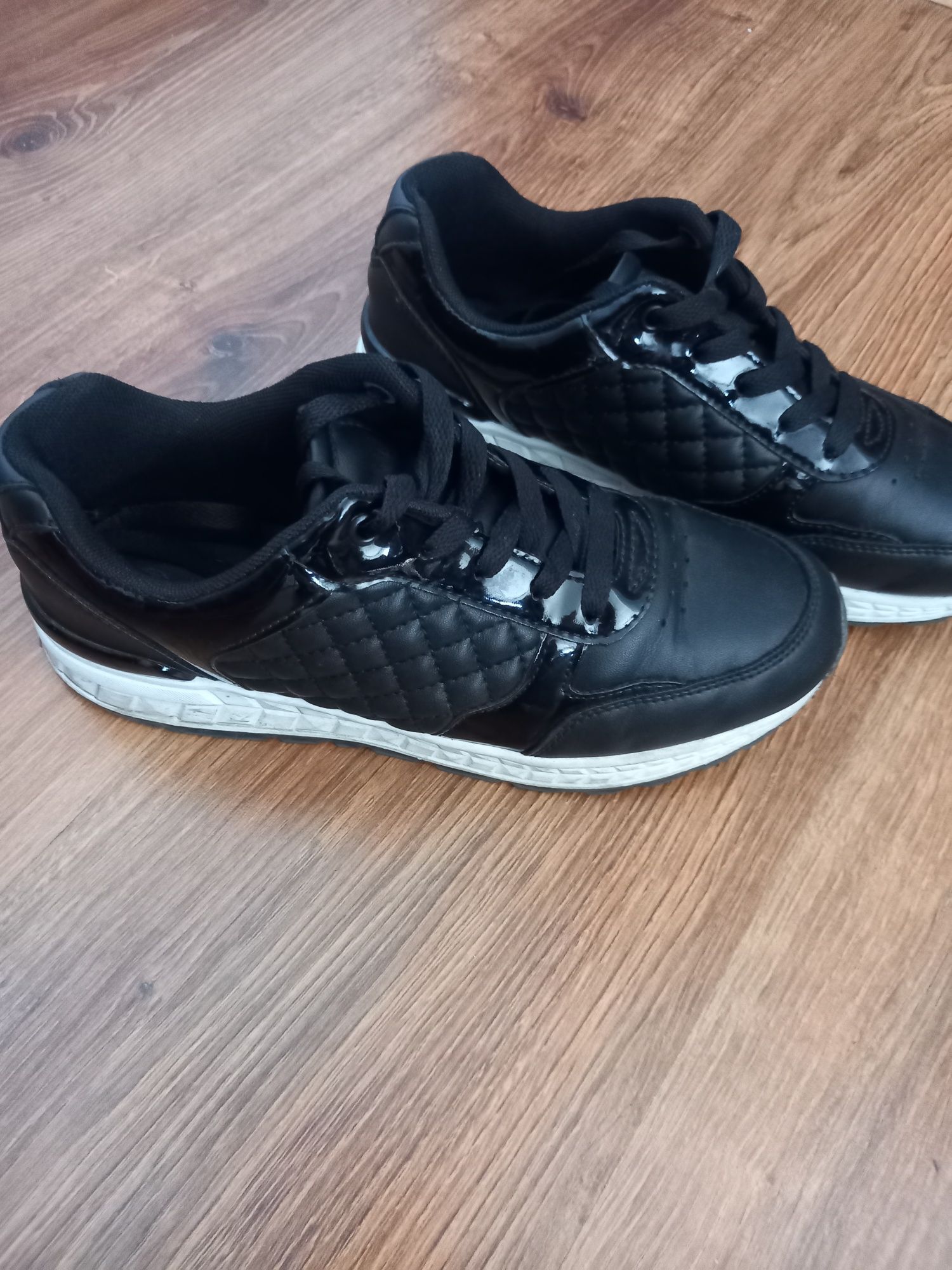 Buty damskie Gracoland Deichmann roz 39