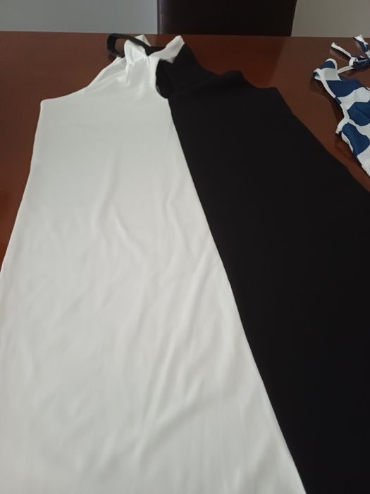 Vestidos novos 5 euros cada, tamanho M