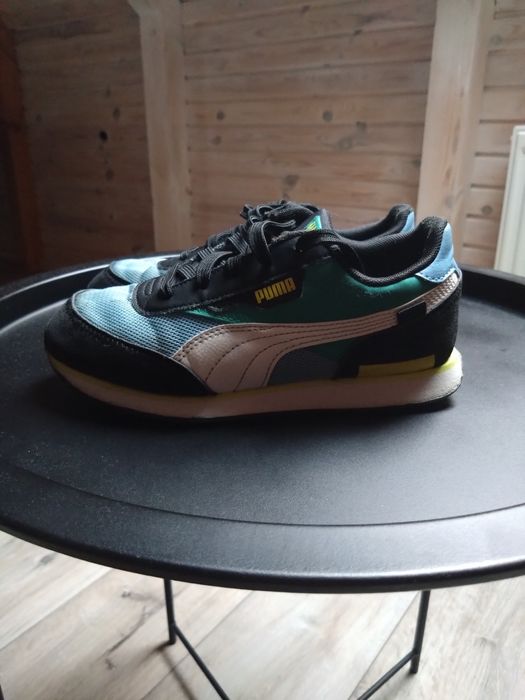 Продам Б/У кросівки puma 35