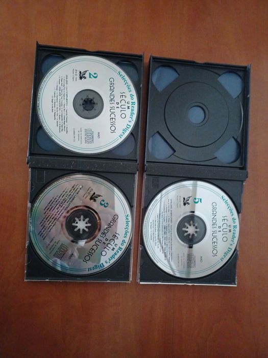 Coleção de 5 CD's "Um Século de Grandes Sucessos" das Selecções