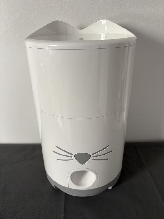 Catit PIXI Smart Inteligentny automat na karmę  Pojemność: 1,2 kg