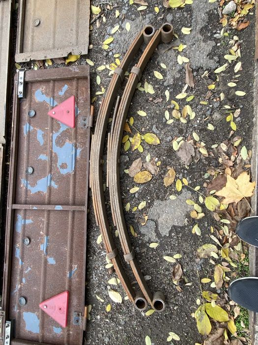 Борта легкового прицепа .