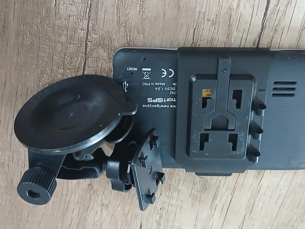Nawigacja Samochodowa SmartGPS SG742 Europa/Polska +Micro SD 32 Gb