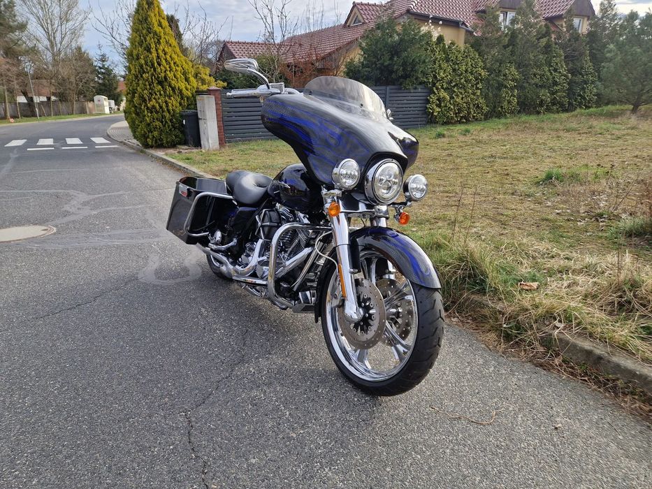 Harley-Davidson FLH Electra Glide Harley-davidson street glide electra glide Cvo