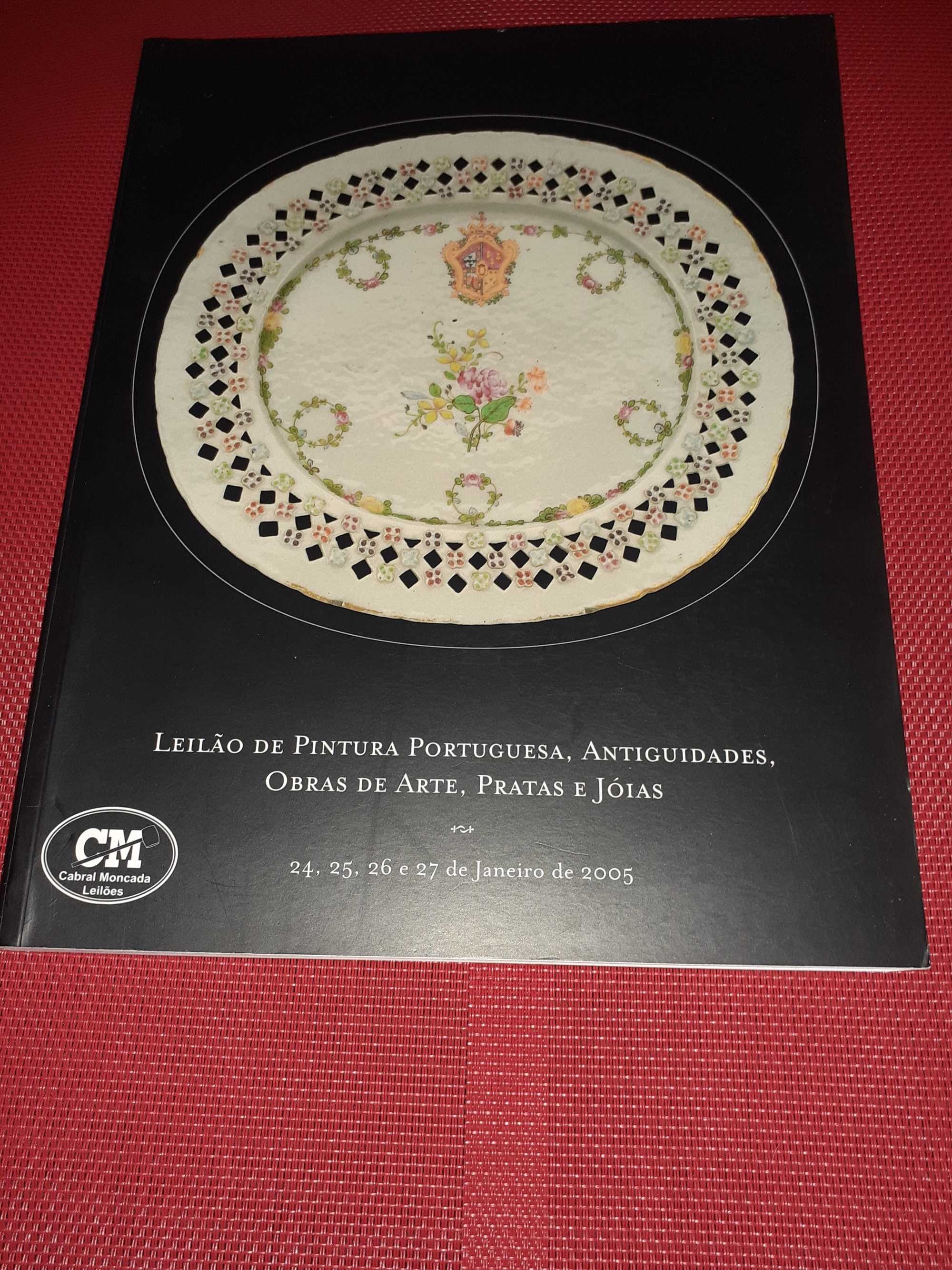 Conjunto de 4 Catálogos  "Cabral Moncada Leilões "
