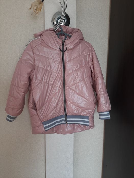 Куртка весняна ,демісизонна 250грн.
