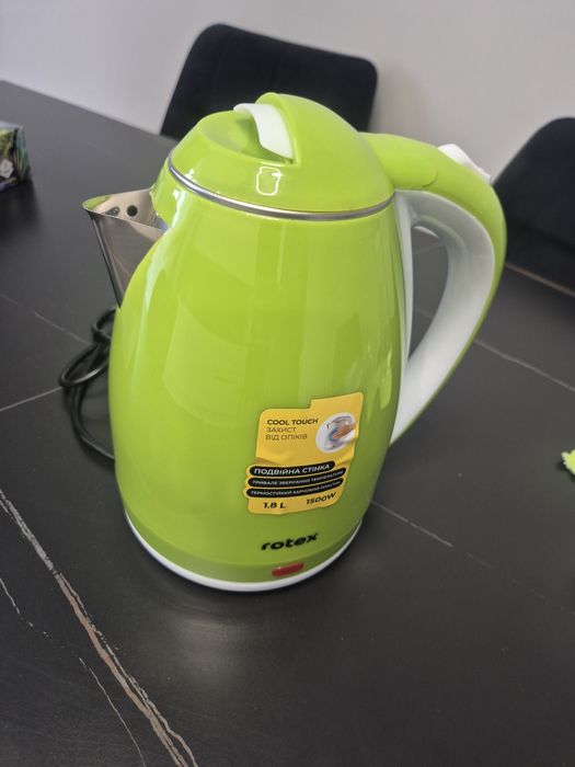 Чайник електричний Rotex