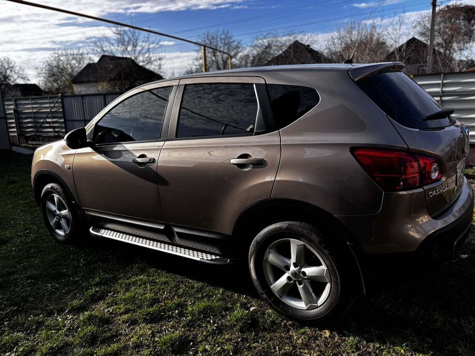 Продам Nissan Qashqai