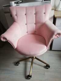 Piękny fotel obrotowy różowy Glamour kryształki