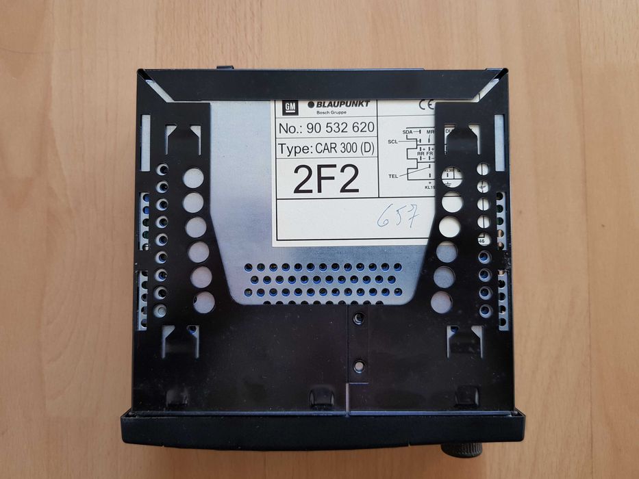 Автомагнитола Blaupunkt car 300 (Заблокирована)