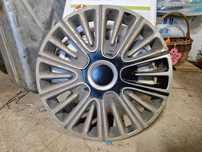 Колпаки ковпаки на колеса диски авто R13, є 3 шт.