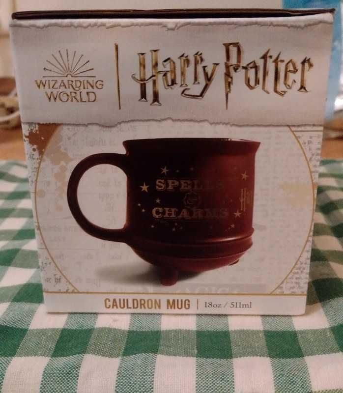 Harry Potter - Hogwart (Czerwoni) - Kubek 3D (Kociołek)