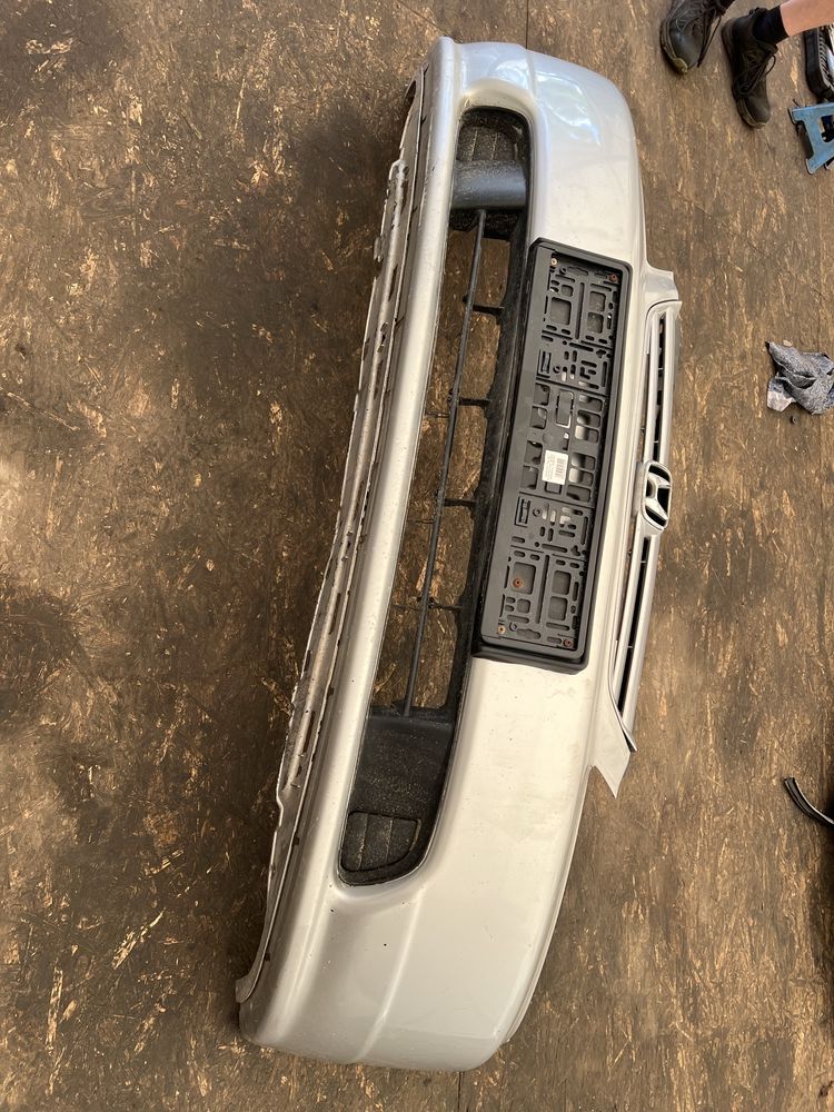 Zderzak przod przedni honda civic VII sedan srebrny