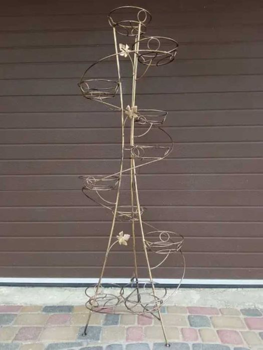 Продам підставку для квітів "Спіраль"