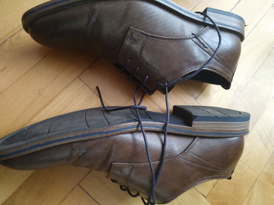 Buty męskie 40 w kolorze brązowym Venice