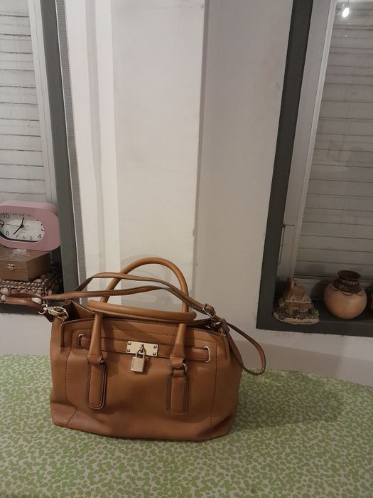 Vendo Mala de Senhora ALDO muito bonita em bom estado