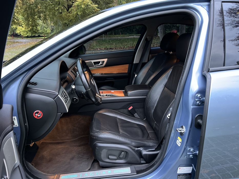 Jaguar Xf 2008 року