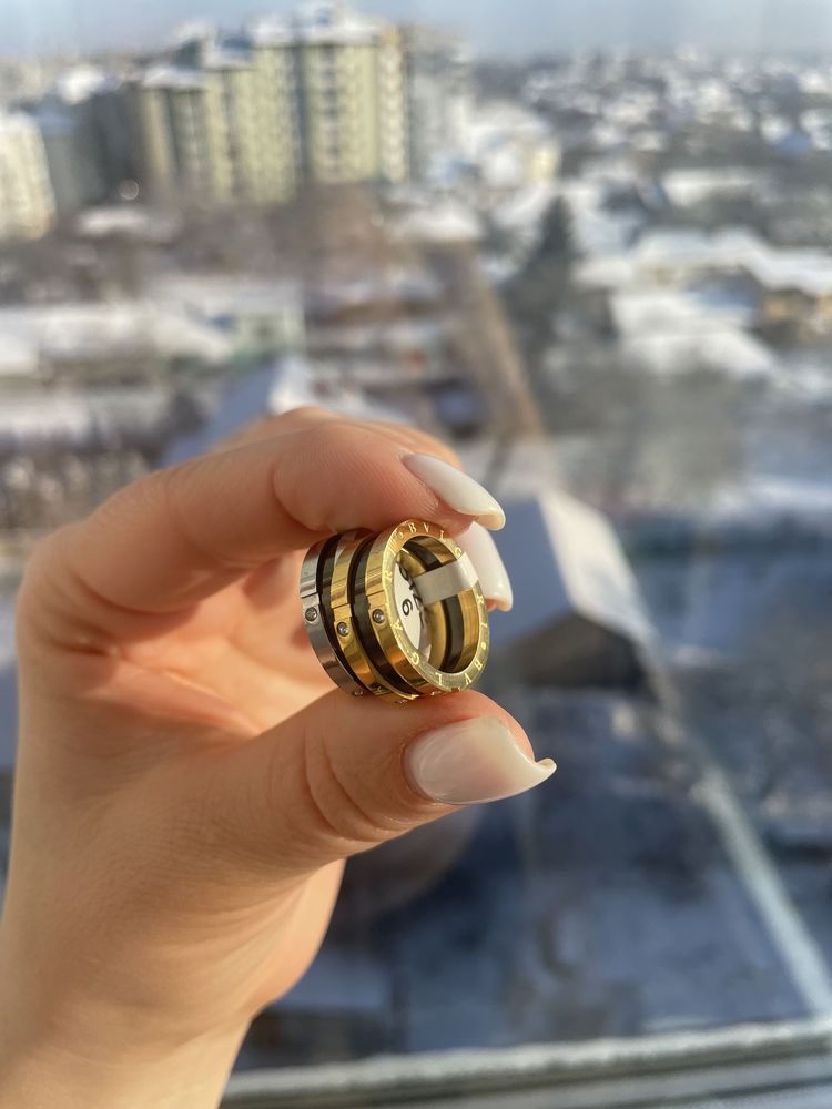 Кольцо bulgari, кольцо медичне золото
