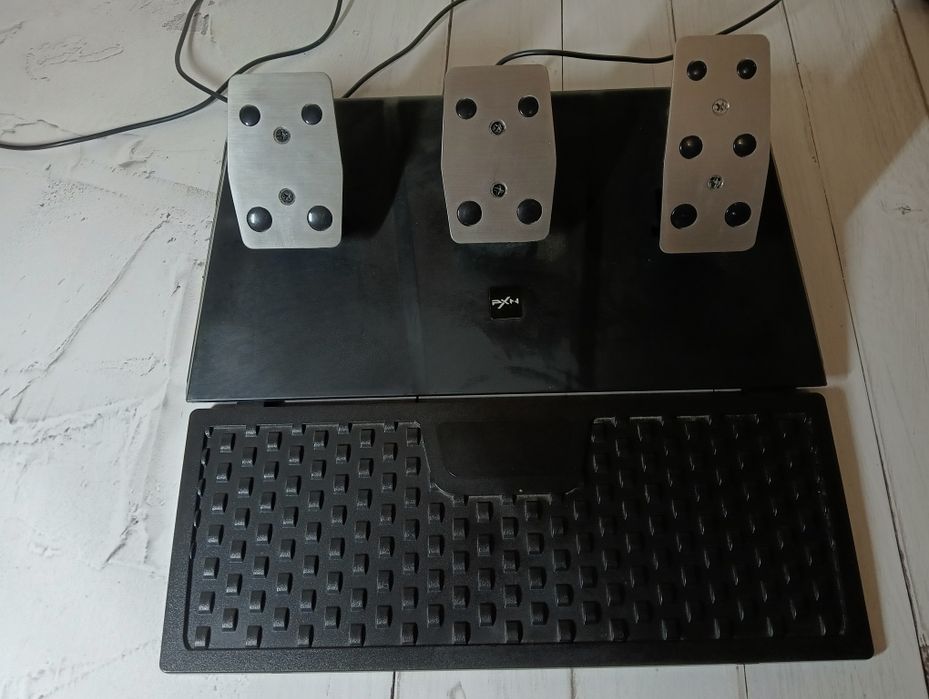 Ігровий руль PXN V9