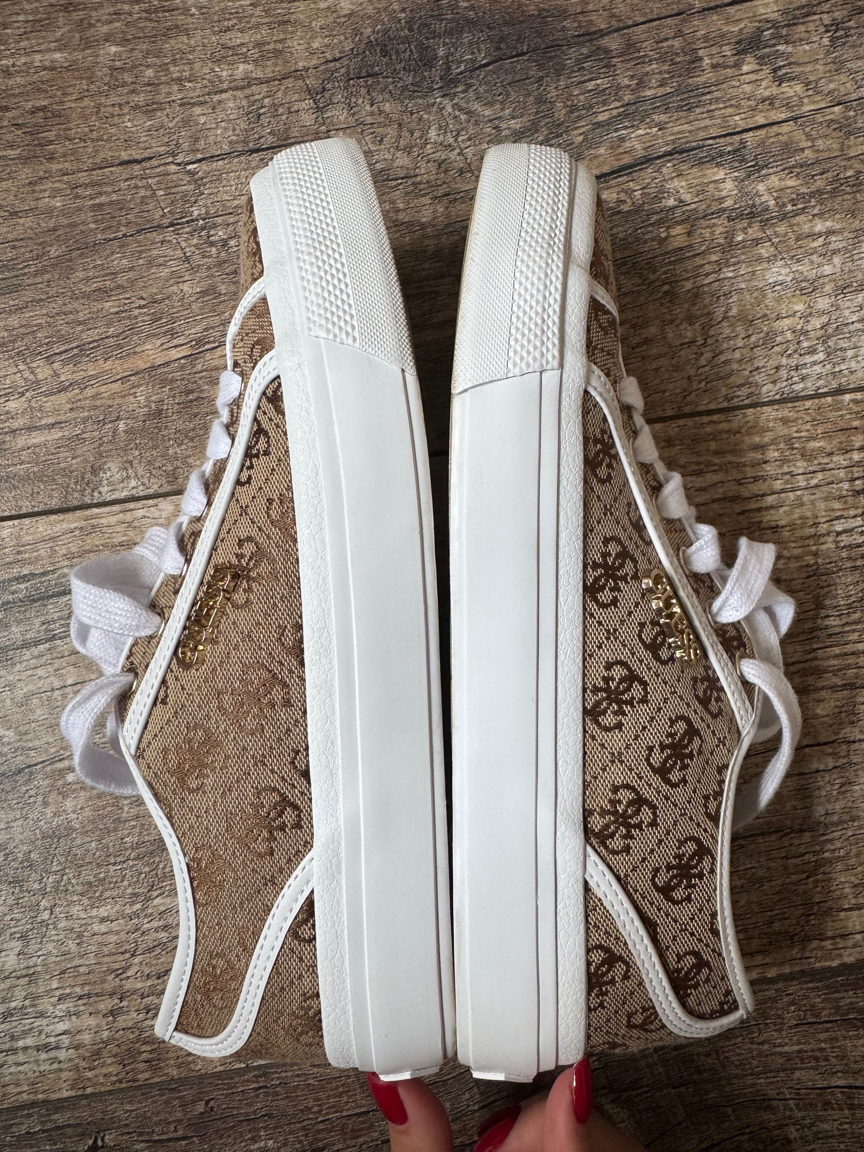 Кеди Guess (оригінал) 38-39 розмір