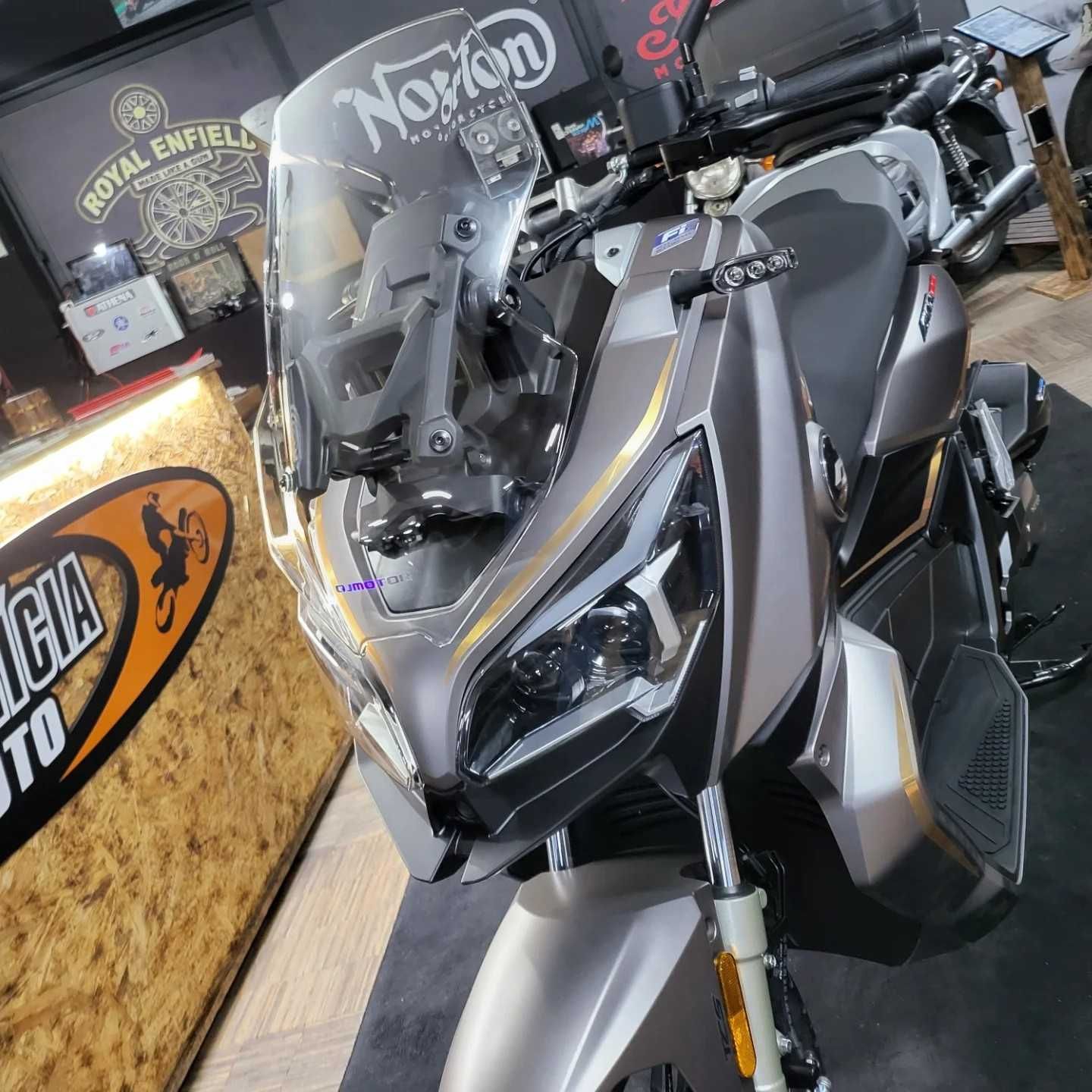 Qj Motor ATR 125