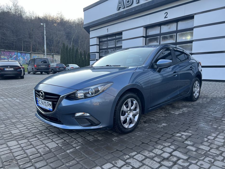 Оренда автомобіля Mazda 3 у Львові . Оренда авто Львів.