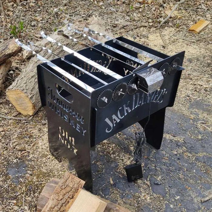 Мангал автоматичний на 6 шампурів з мотором та шашличницею розбірний