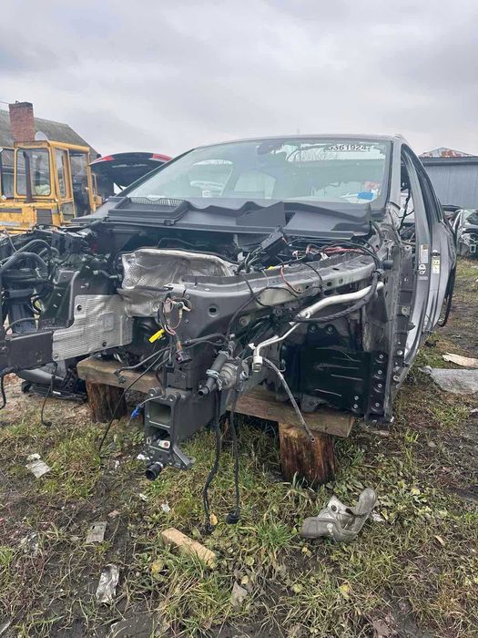 Audi q7 4m  четверть Передняя Кузов В наличии