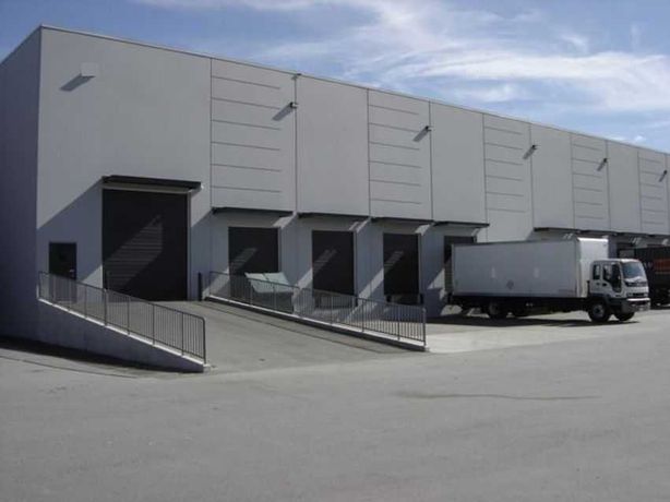 Stryków – powierzchnia magazynowa w centrum logistycznym 1590 m2.