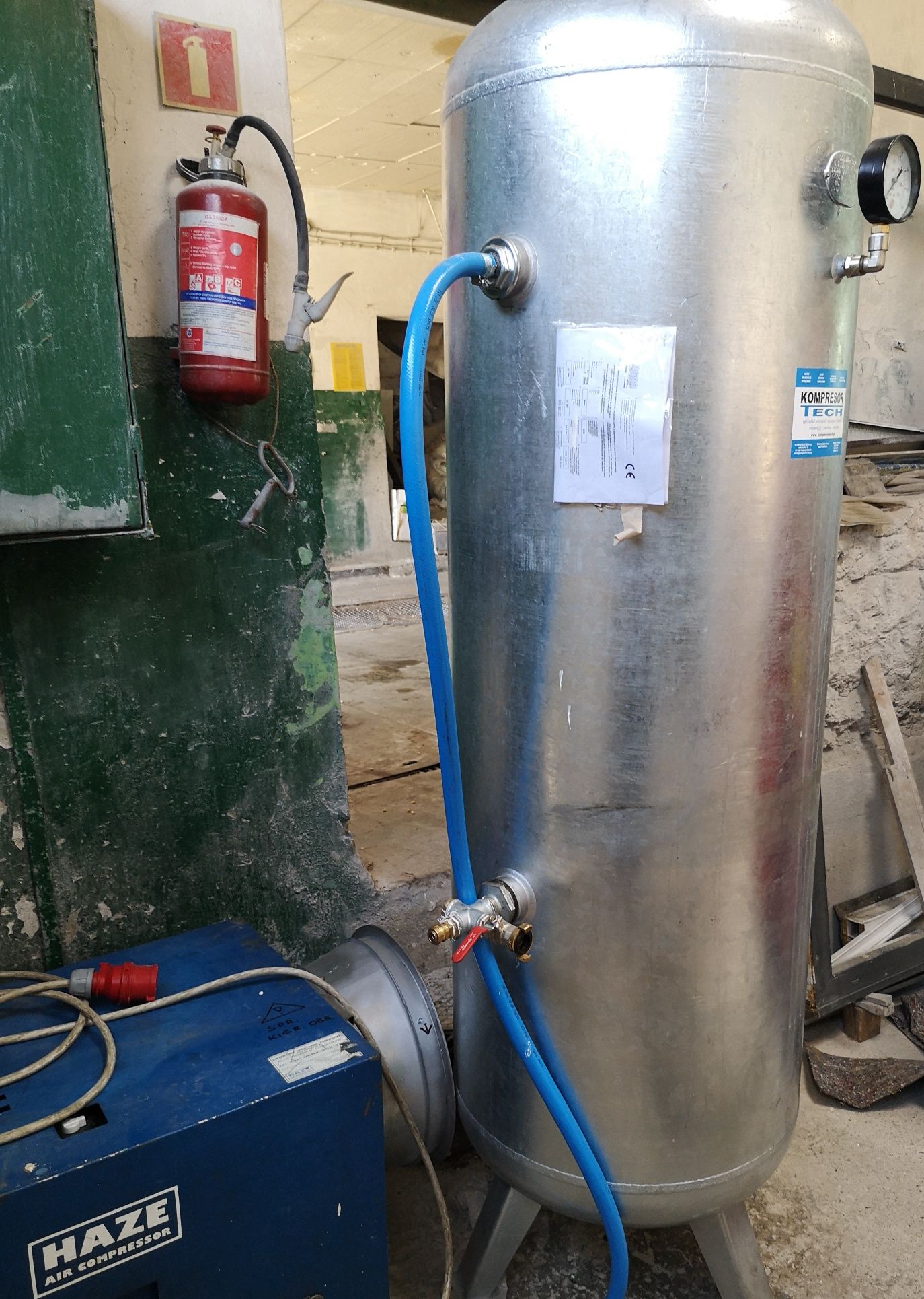 Kompresor śrubowy po kapitalnym remoncie 7,5 kW i nowy zbiornik 500L