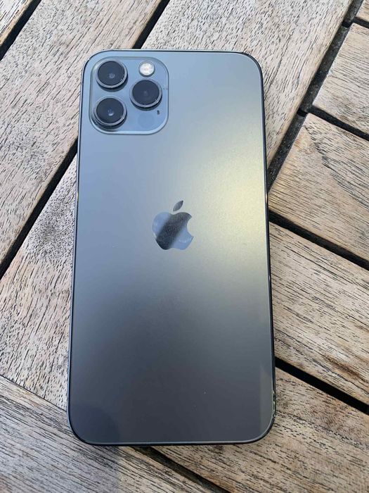 Vendo iPhone 12 Pro como novo capacidade de bateria 100% msg por email