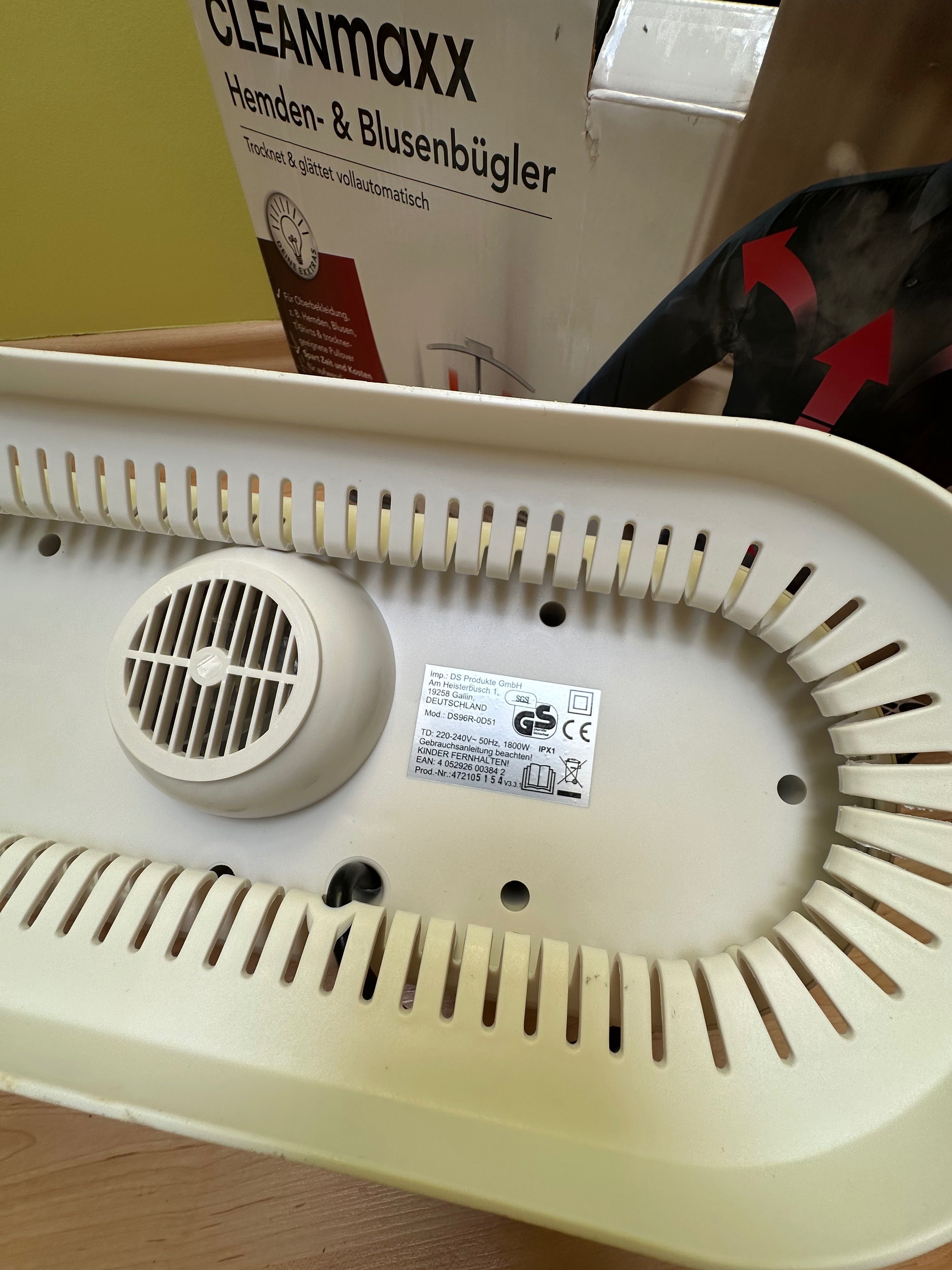 Suszarka do ubrań Cleanmaxx z funkcją prasowania - manekin parownica