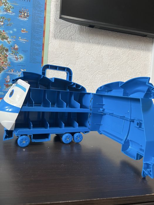 Ігровий набір кейс робот-потяг Кей