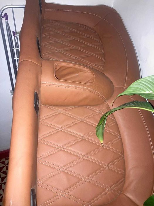 Conjunto de Bancos em Pele Mini F57