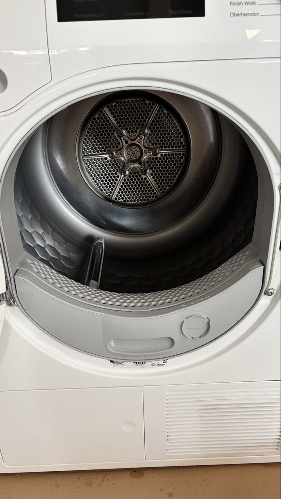 Suszarka do ubran Miele TDC130WP