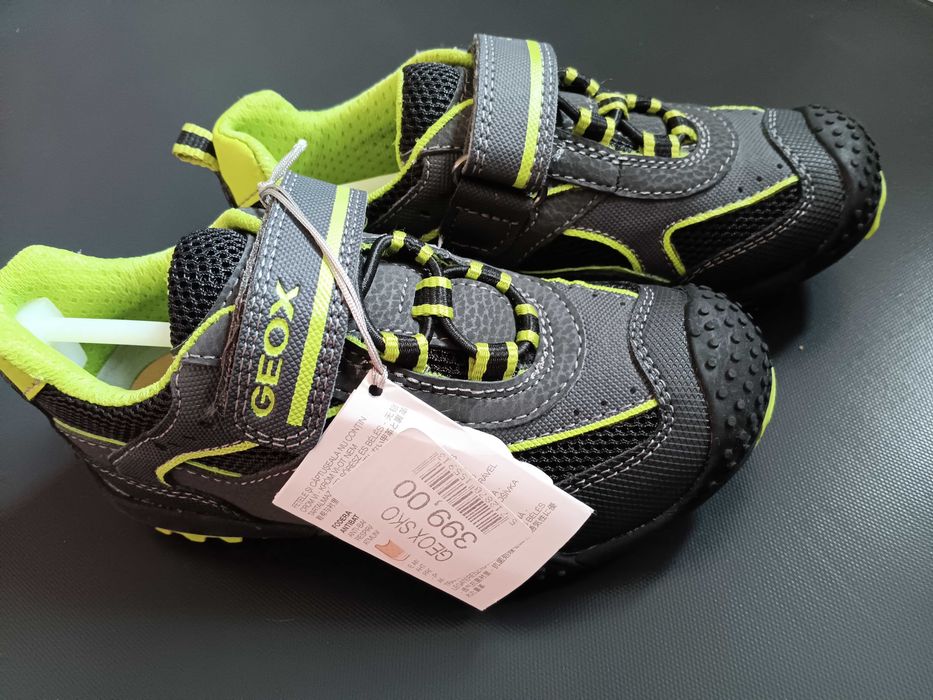 Adidasy na rzepy Geox