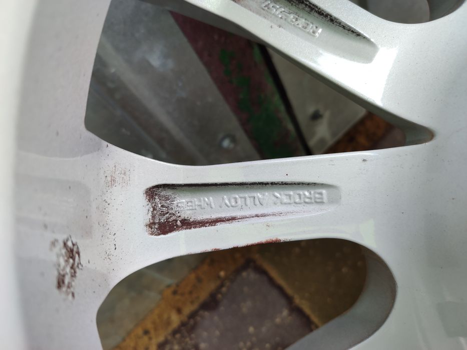 Продам комплект дисків R17