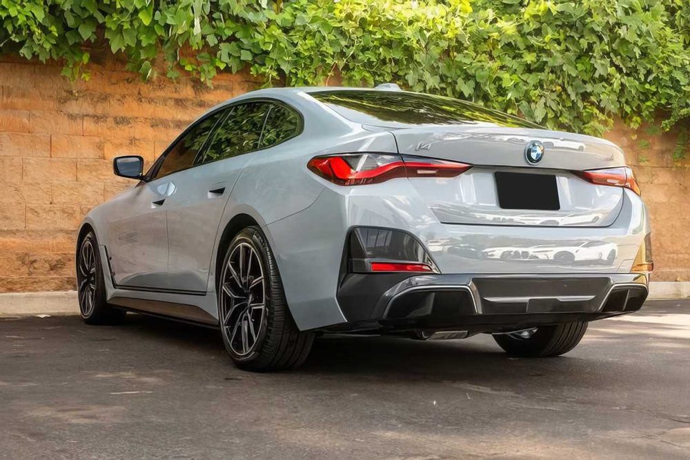 BMW i4 eDrive40      2022