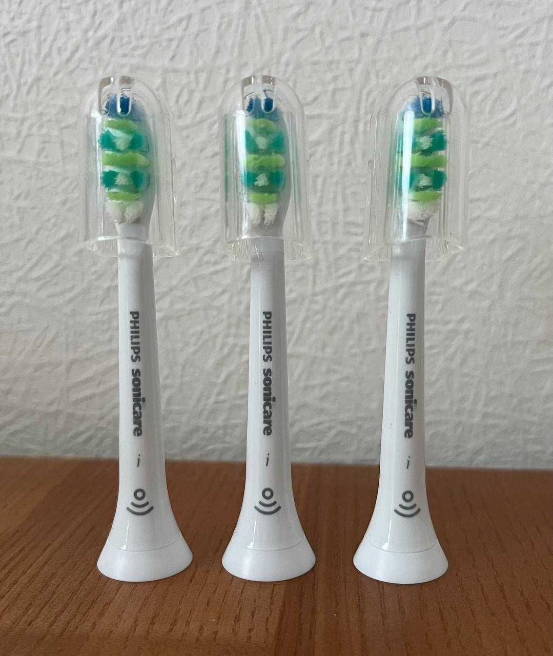 Насадки для электрической зубной щетки Philips Sonicare InterCare 3шт.