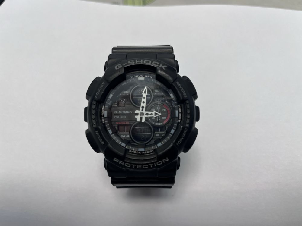 Чоловічій годинник Casio G-shock GA-140