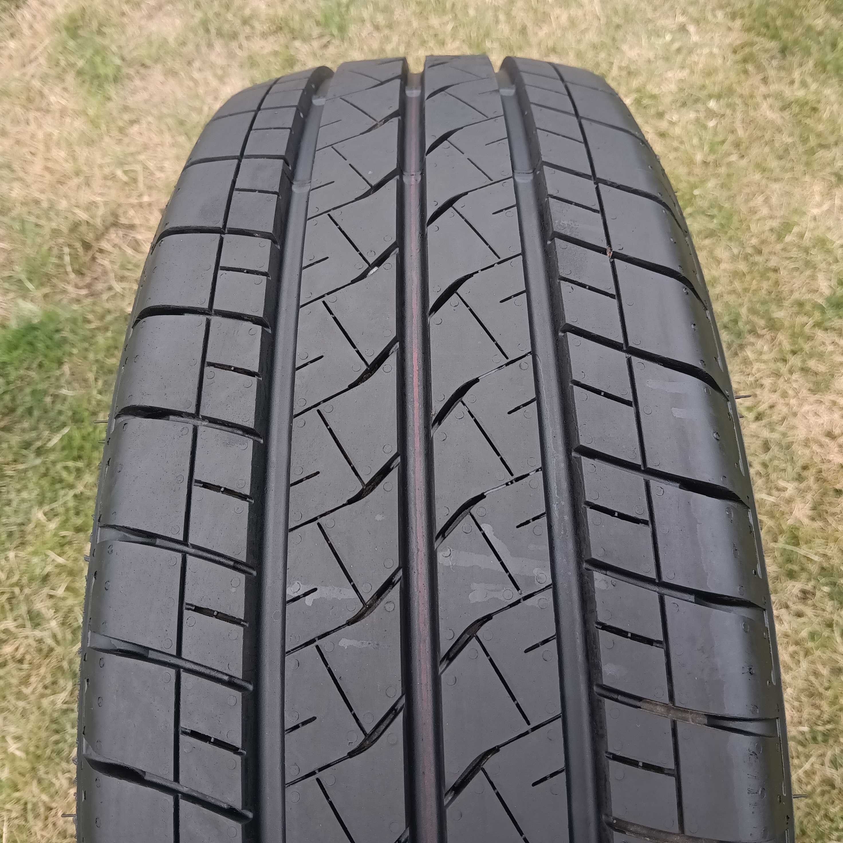 opona 205/65/16C Bridgestone Duravis R660 eco 1 sztuka 9mm 2024