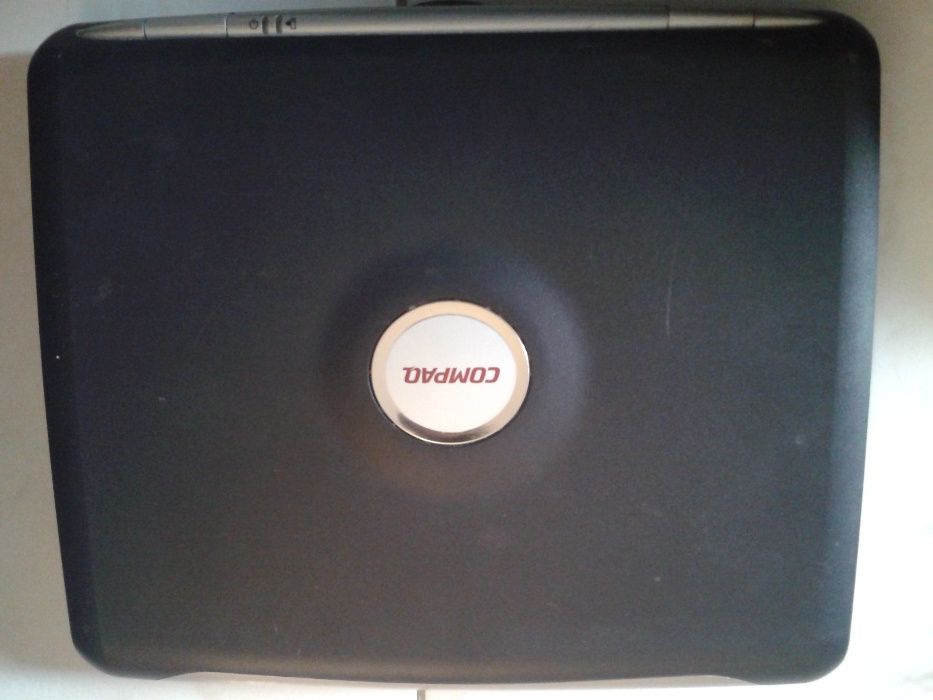 Compaq para peças