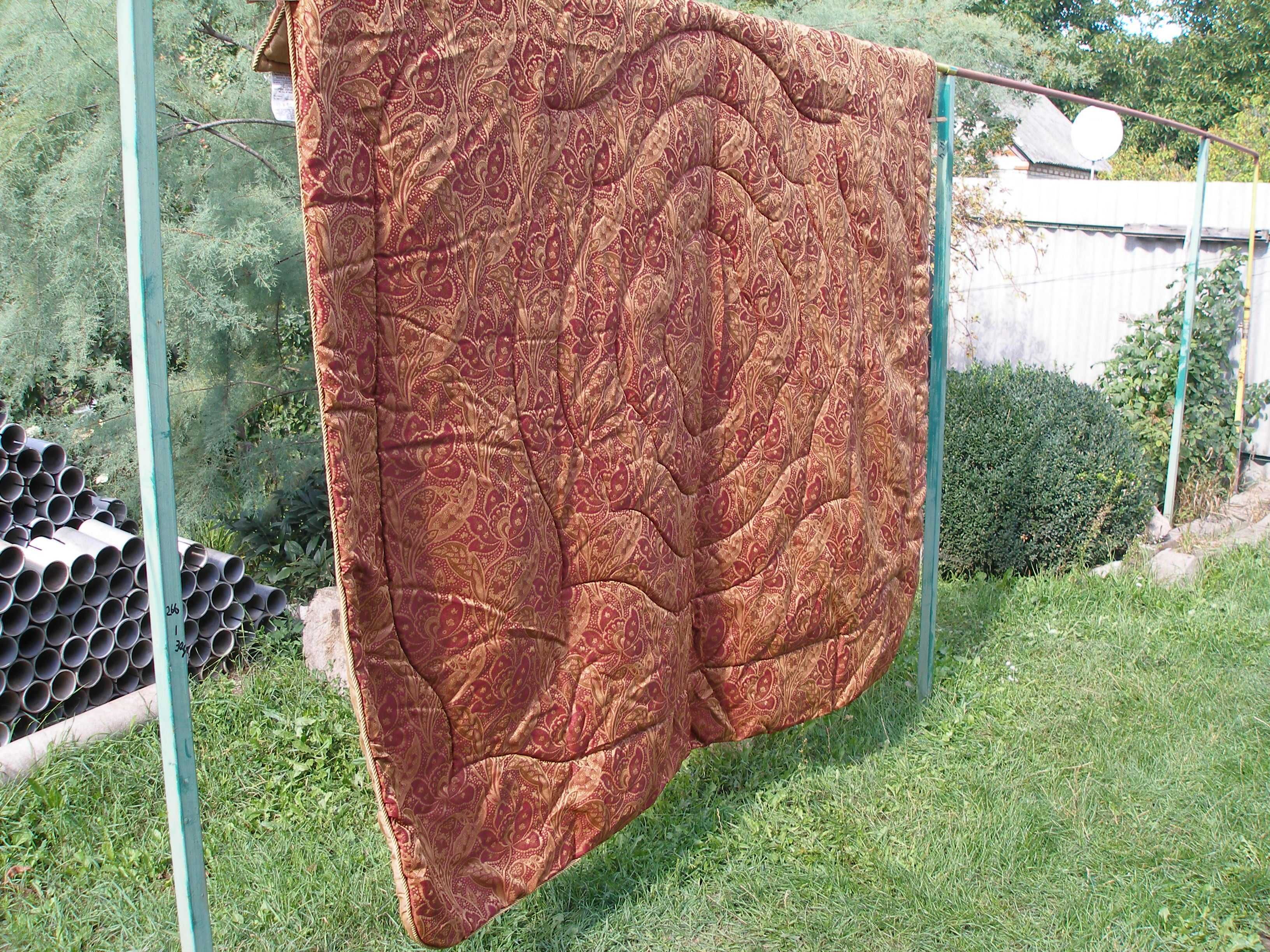 Продам покрывало -одеяло (пр -во США )253 х 233 см