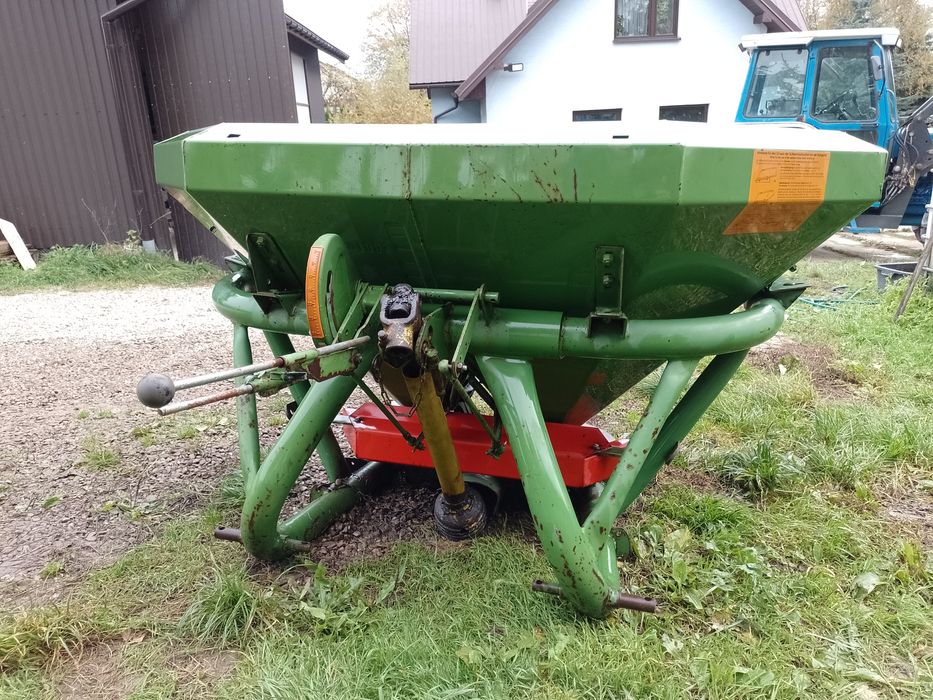 Rozsiewacz nawozów amazone