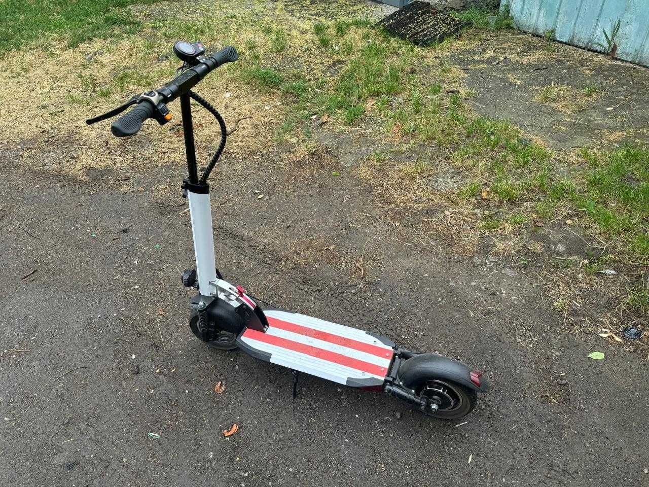 Електросамокат KUGOO RT-100 PRO White з сидінням