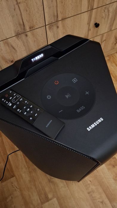 Продам музичну колонку  Samsung MX-T70