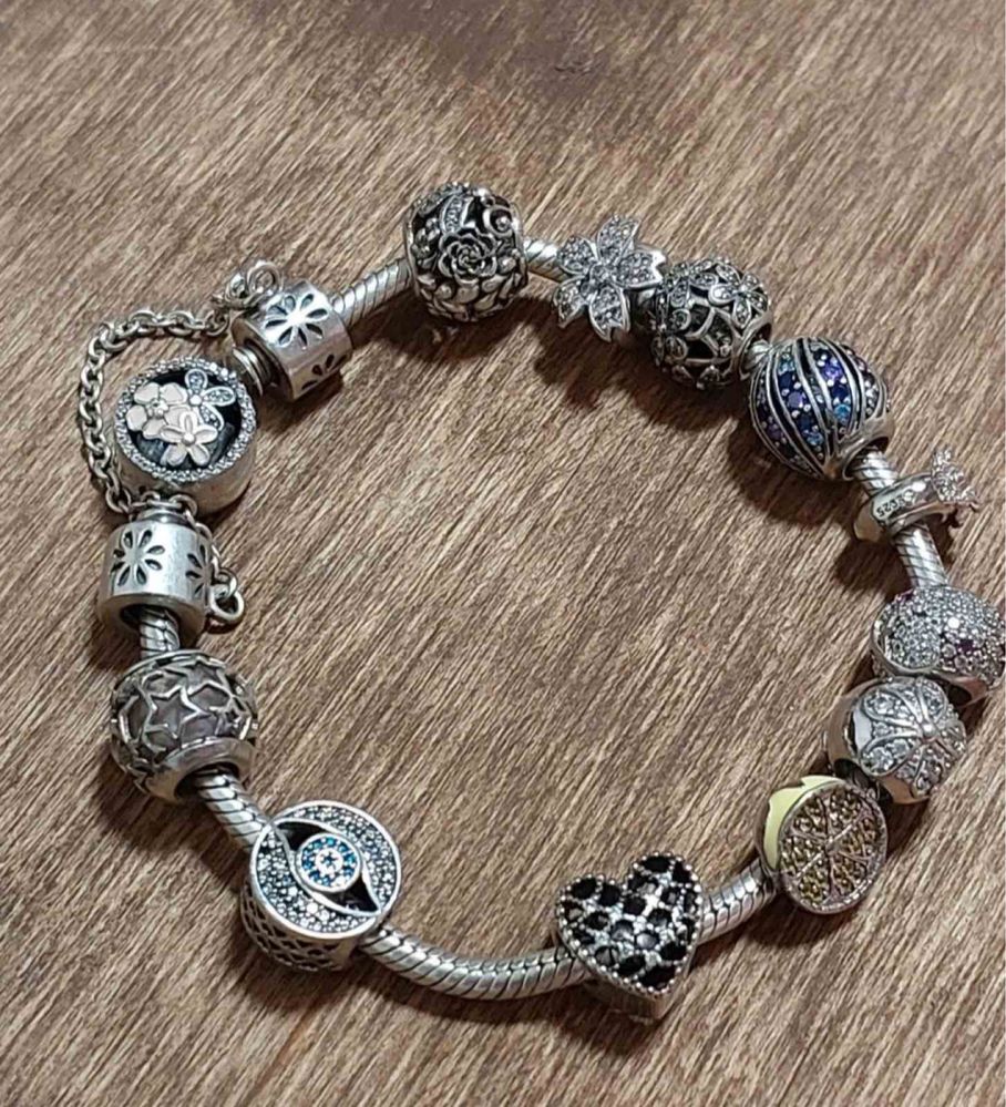 Серебреный браслет с шармами Пандора Pandora срібний