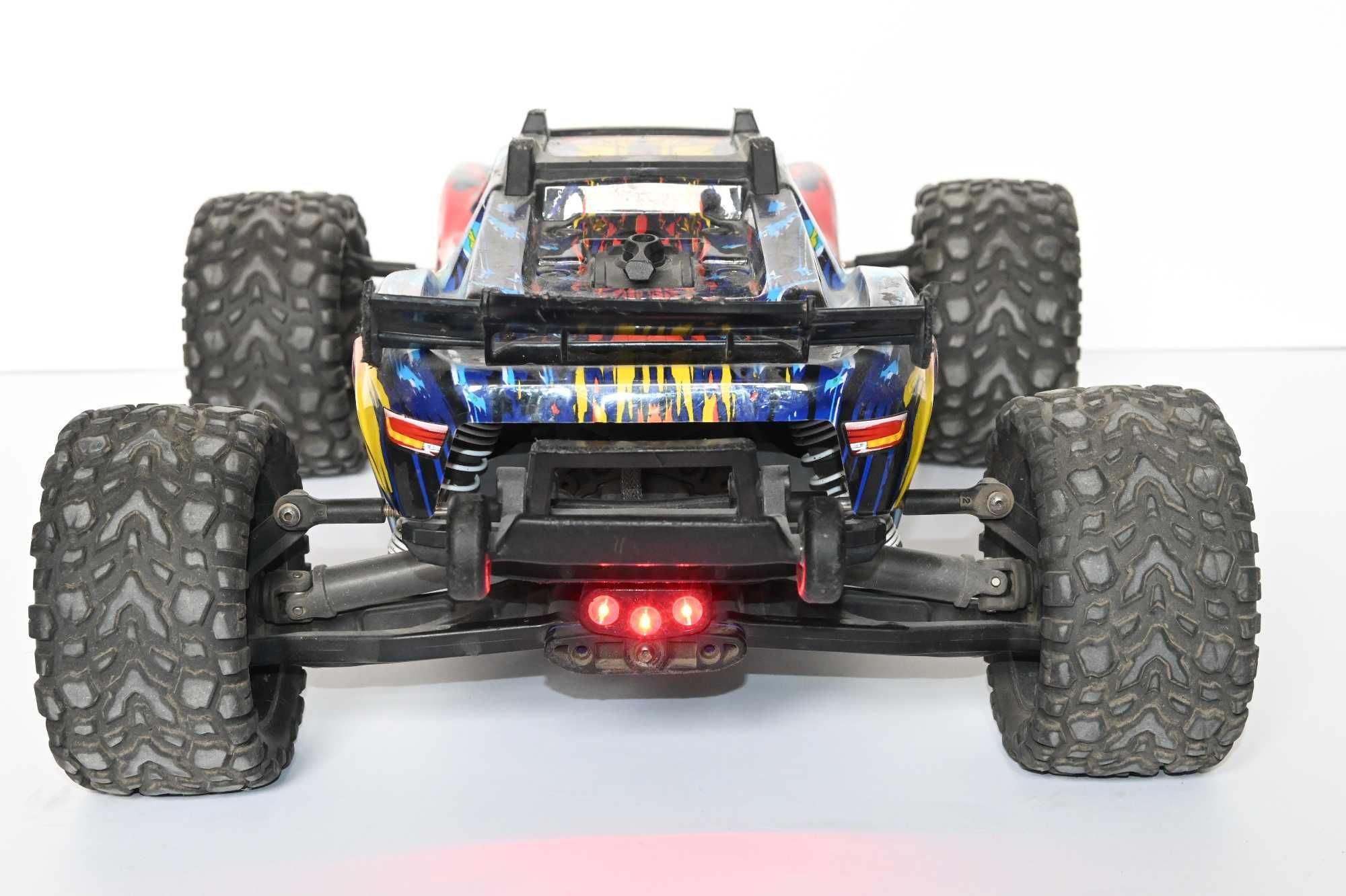 auto rc Traxxas Rustler 4x4 VXL oswietlenie led lipo 5000mah