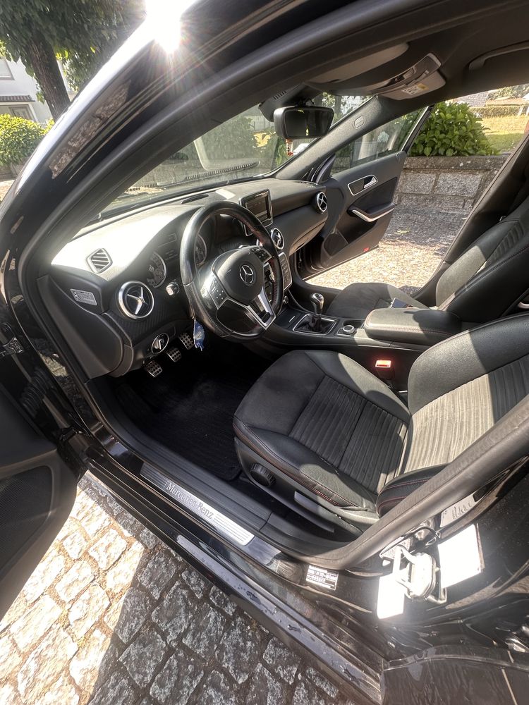 Mercedes Classe A 180 pack AMG