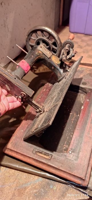 Maszyna do szycia retro